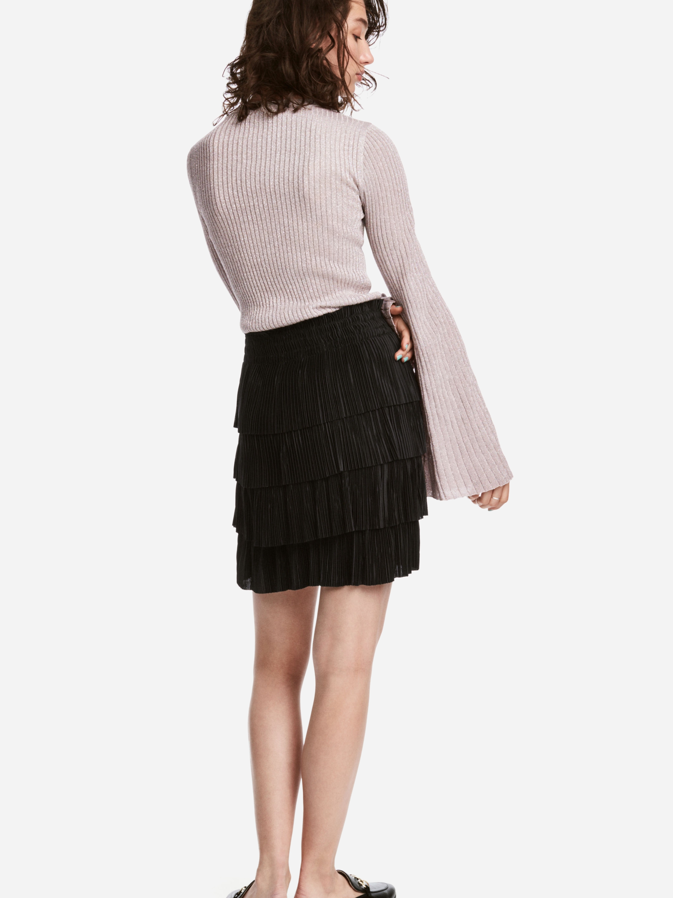 

Юбка H&M XAZ173108VHXD  Черная, Юбка H&M XAZ173108VHXD 34 Черная