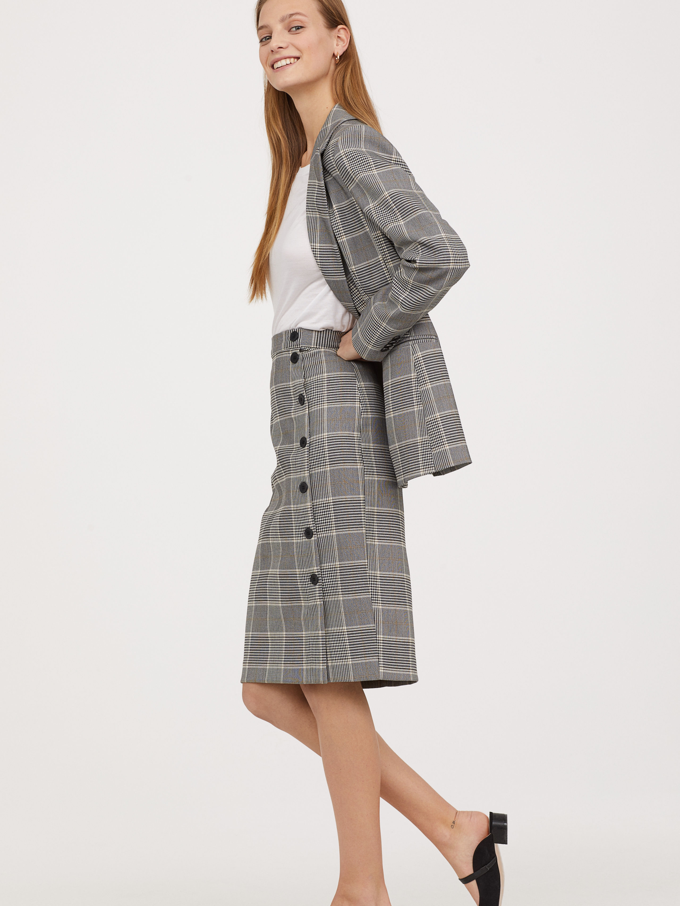 

Юбка H&M XAZ127389YWYO  Серая, Юбка H&M XAZ127389YWYO 40 Серая
