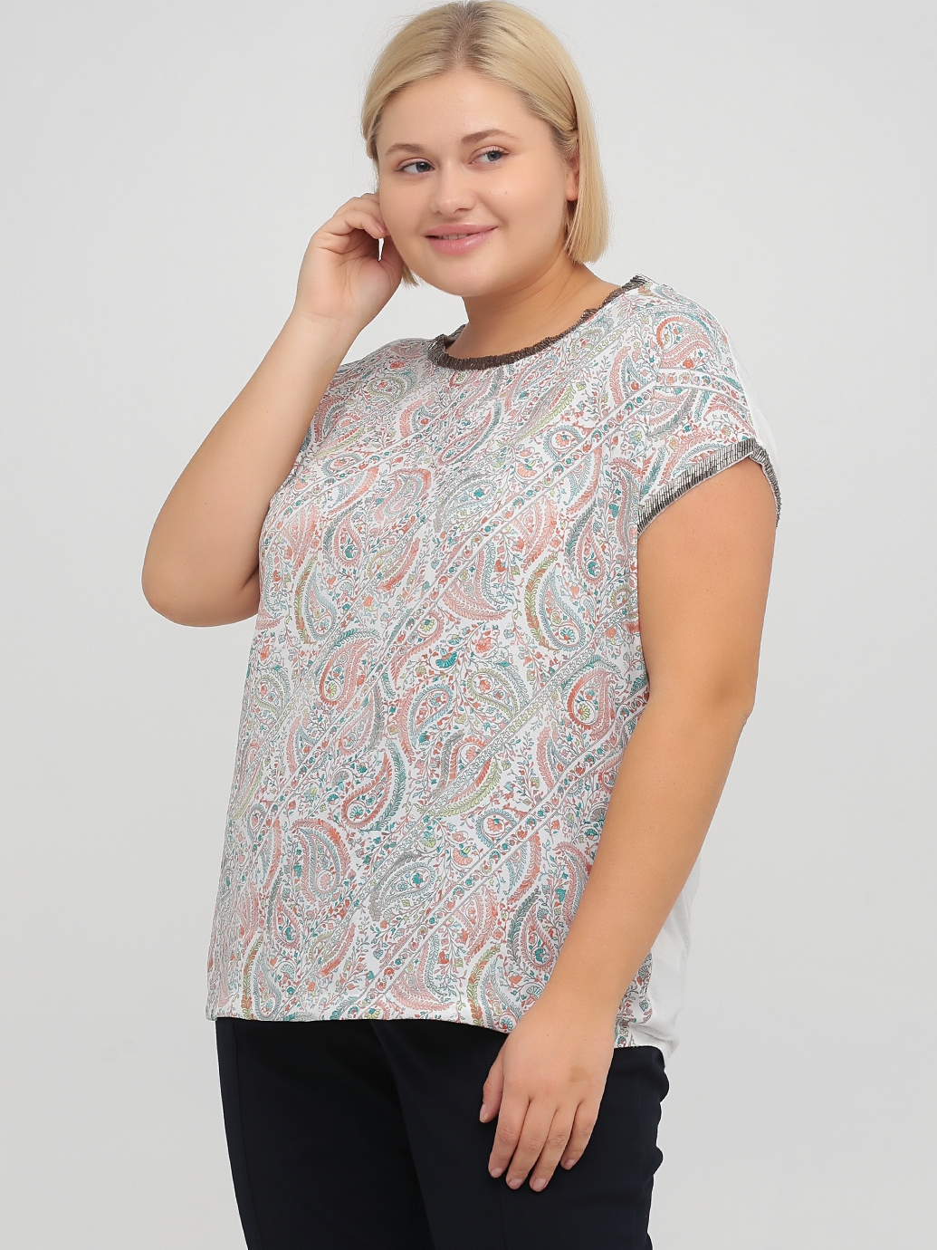 

Блузка Next 380-796_цветы.мет.бис 46 Белая