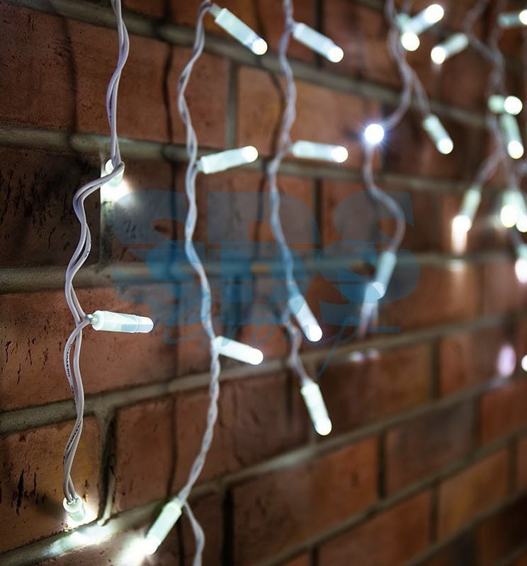 

Новогодняя наружная cветодиодная гирлянда Бахрома уличная 120 LED (белый)
