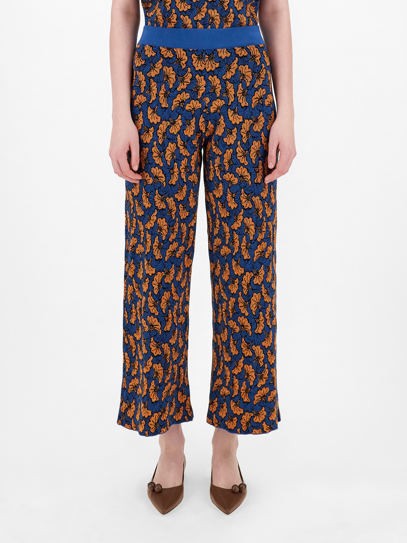 

Брюки MaxMara  Синие с оранжевым 53360219600, Брюки MaxMara 44 Синие с оранжевым 53360219600