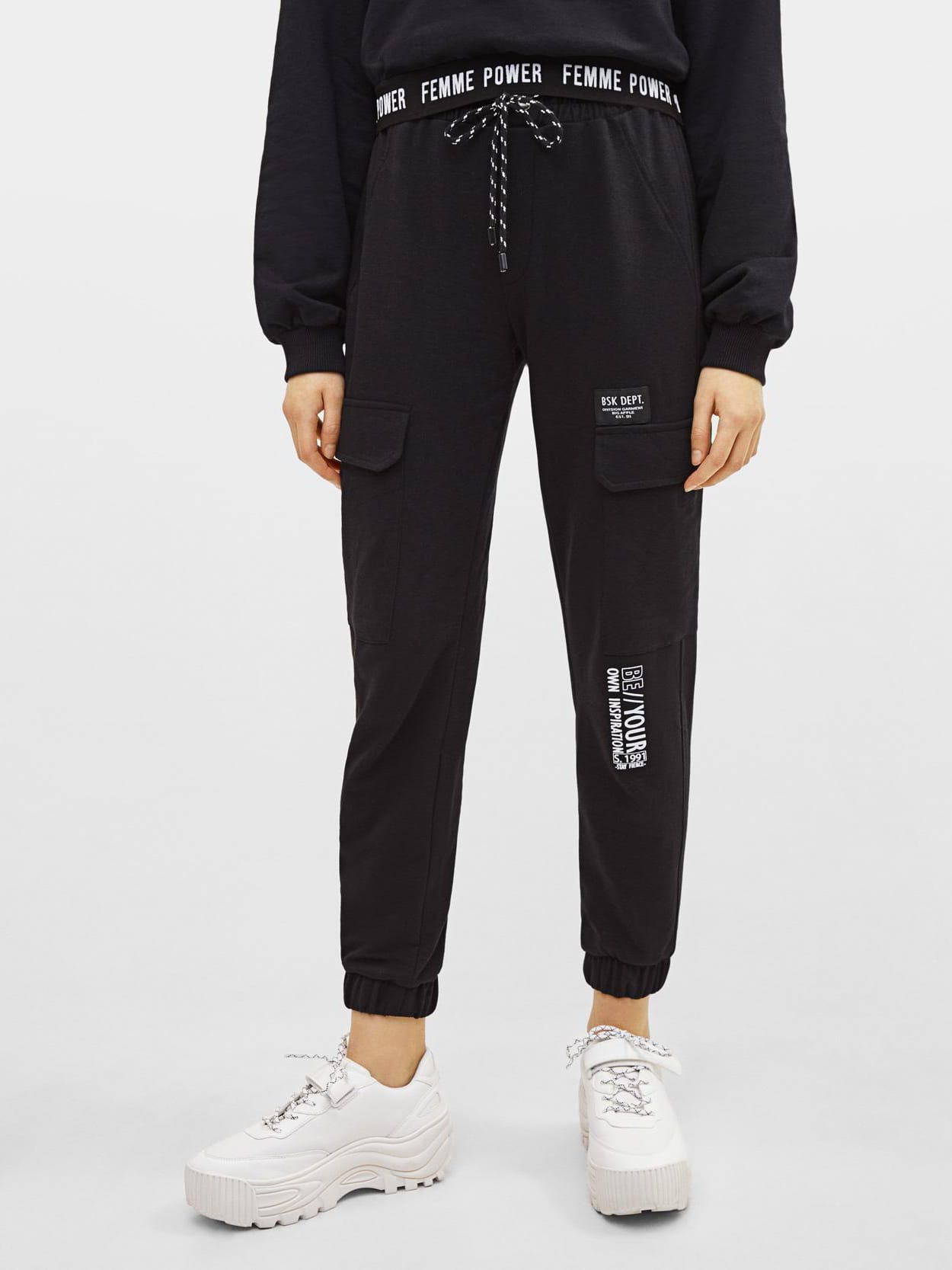 

Спортивные штаны Bershka XAZ220859EOGO  Черные, Спортивные штаны Bershka XAZ220859EOGO XS Черные