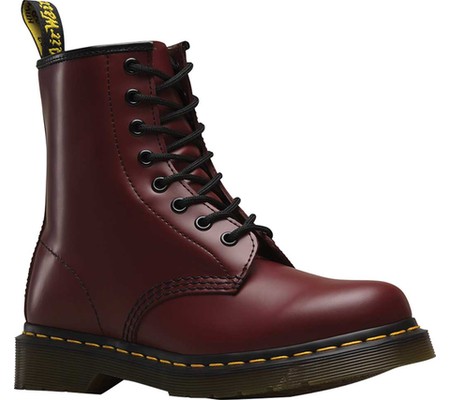 

Женские ботинки Dr. Martens 1460 8-Eye Boot Cherry Red Smooth Leather 43