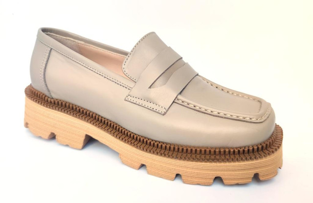 

Лоферы OSSO 222103 212703 36