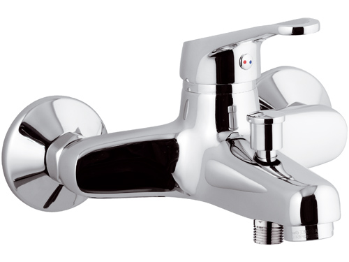 

Смеситель для ванны REMER R05