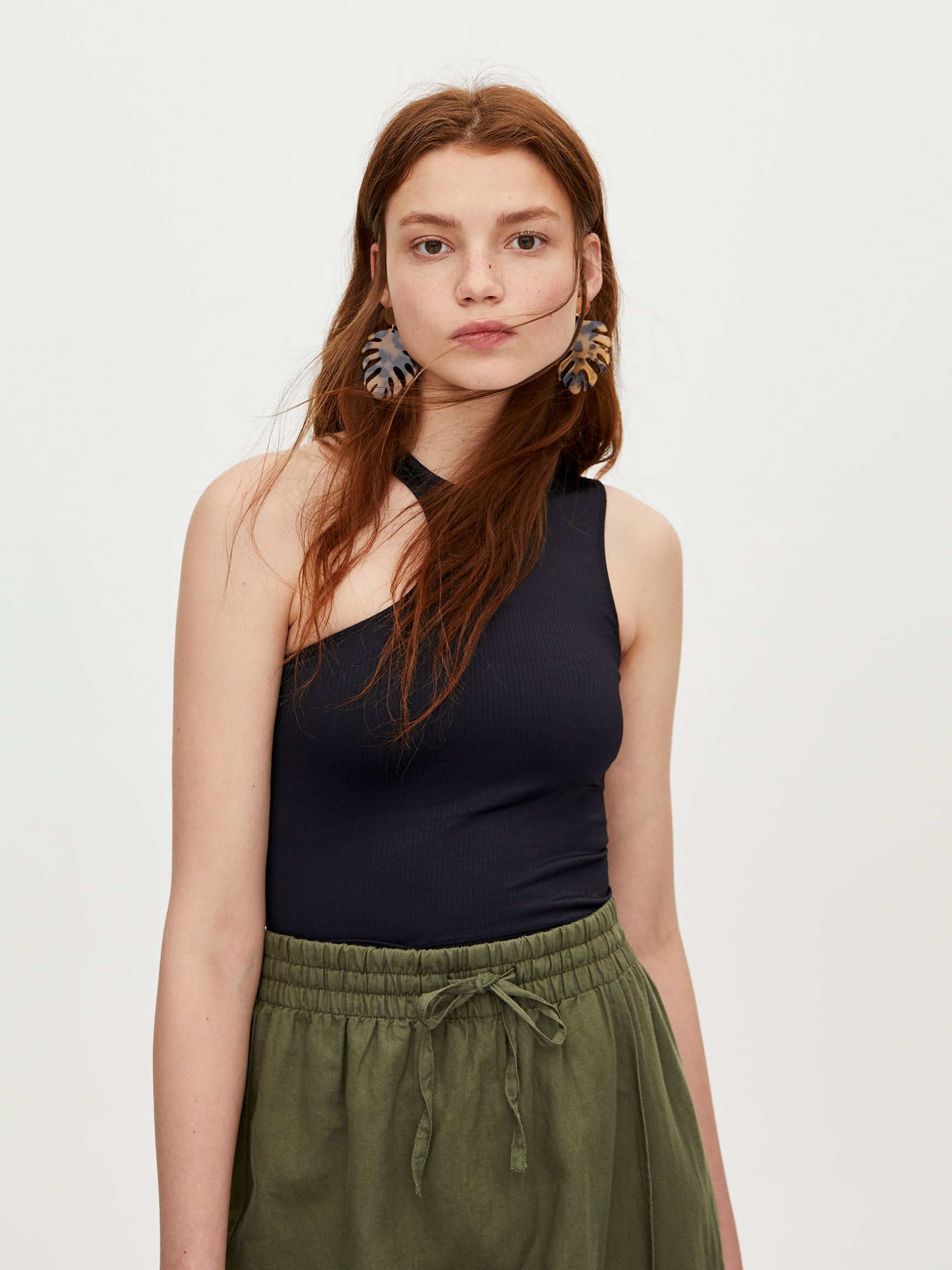 

Топ Pull & Bear 5247367800b26 XL Черный