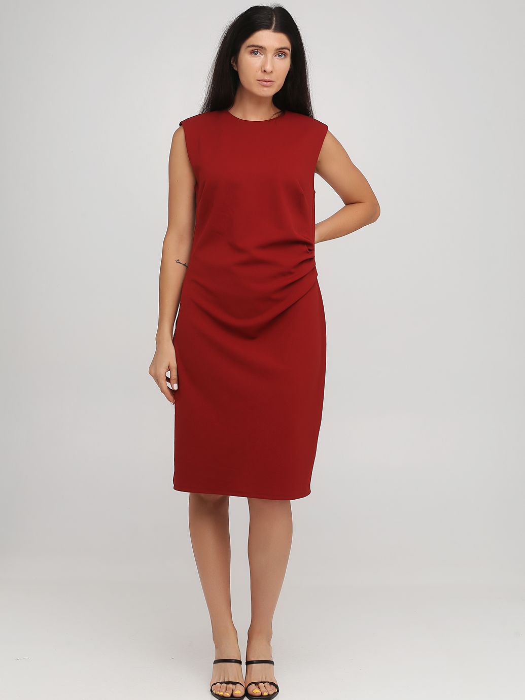 

Платье H&M 943993001p21 XS Красное