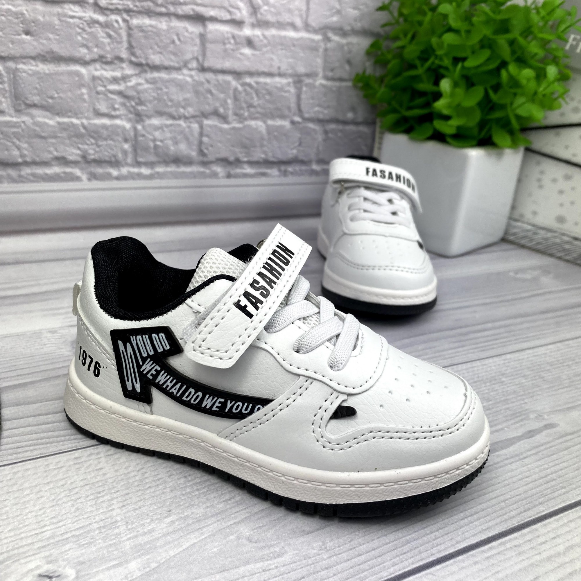

Кроссовки для мальчика Jong Golf 1019 р.29 18,0 см белые