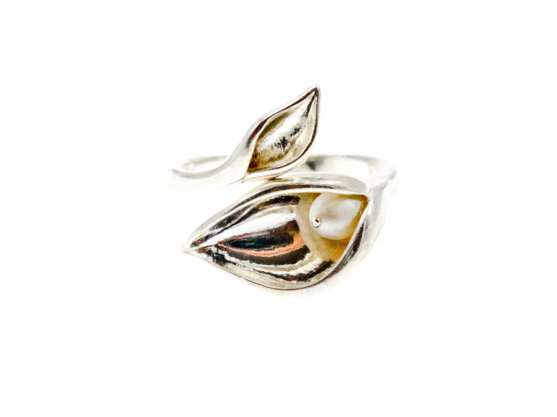 

Серебряное кольцо с жемчугом Осень Sky Jewelry 003345