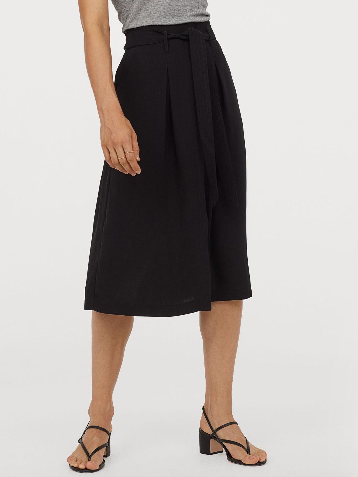 

Юбка H&M XAZ168591BRCS  Черная, Юбка H&M XAZ168591BRCS 36 Черная