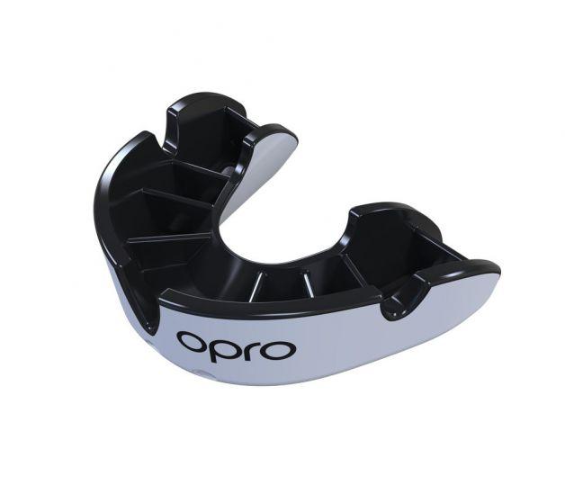 

Капа детская OPRO Junior Silver White/Black