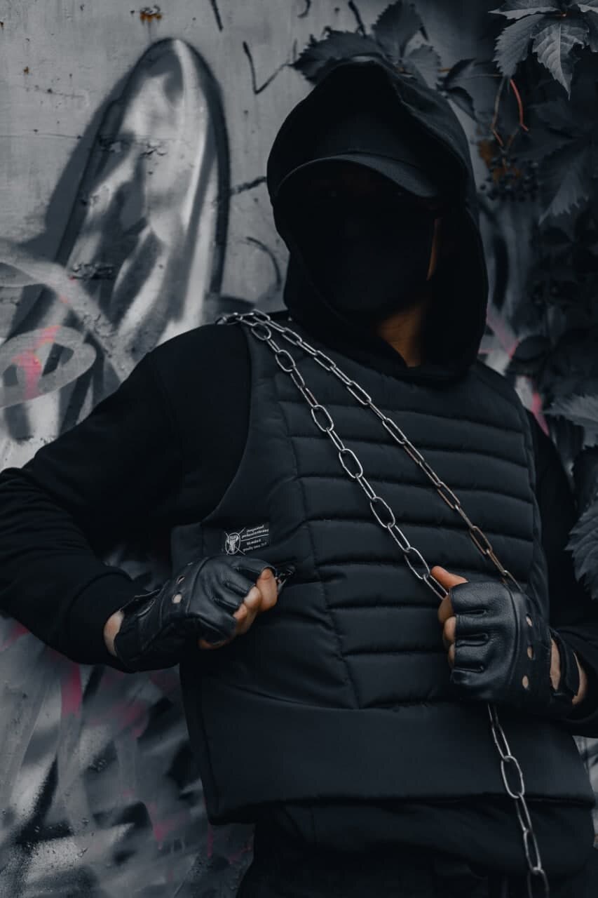 

Жилет ТУР Харамаки L/XL Черный
