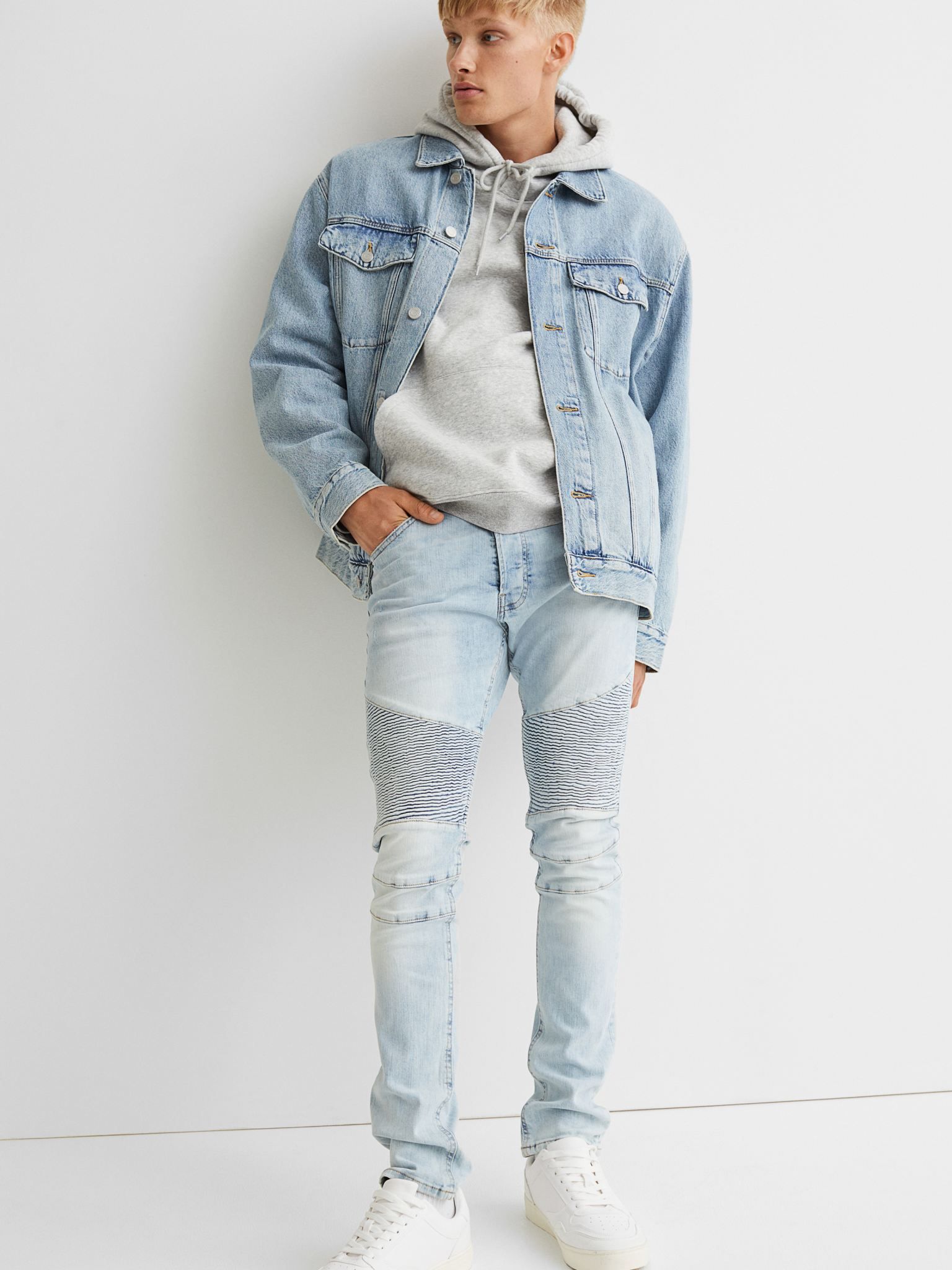 

Джинсы H&M 7208102bar  Голубые, Джинсы H&M 7208102bar 33 Голубые