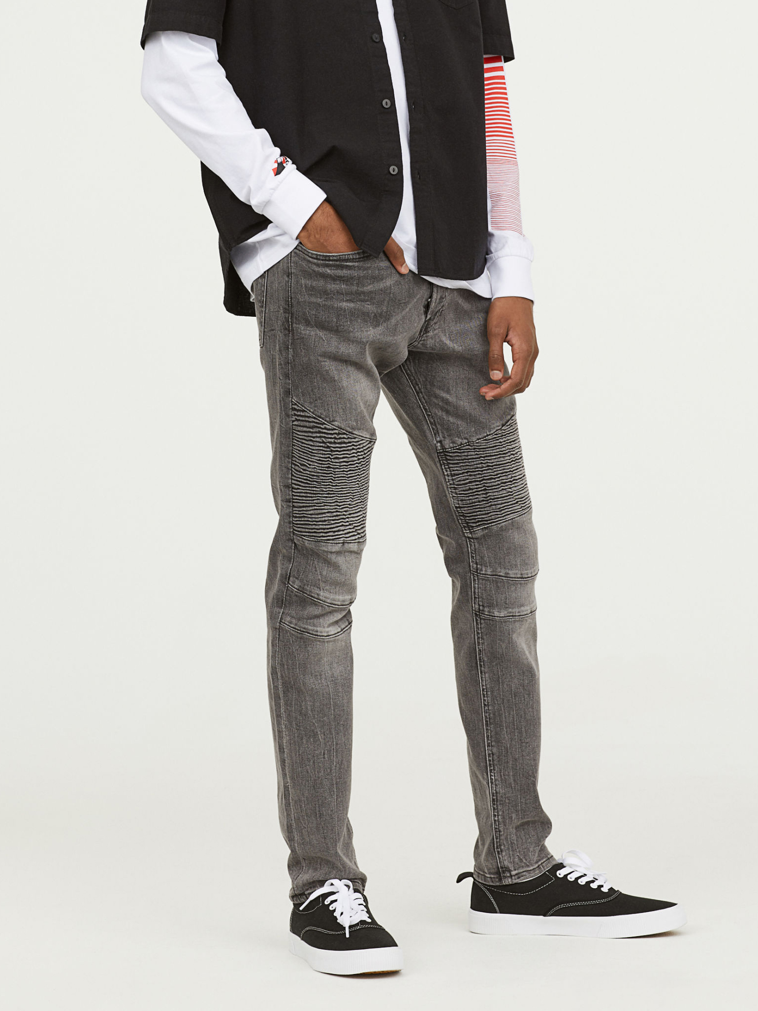 

Джинсы H&M XAZ076044MGNW  Серые, Джинсы H&M XAZ076044MGNW 32 Серые