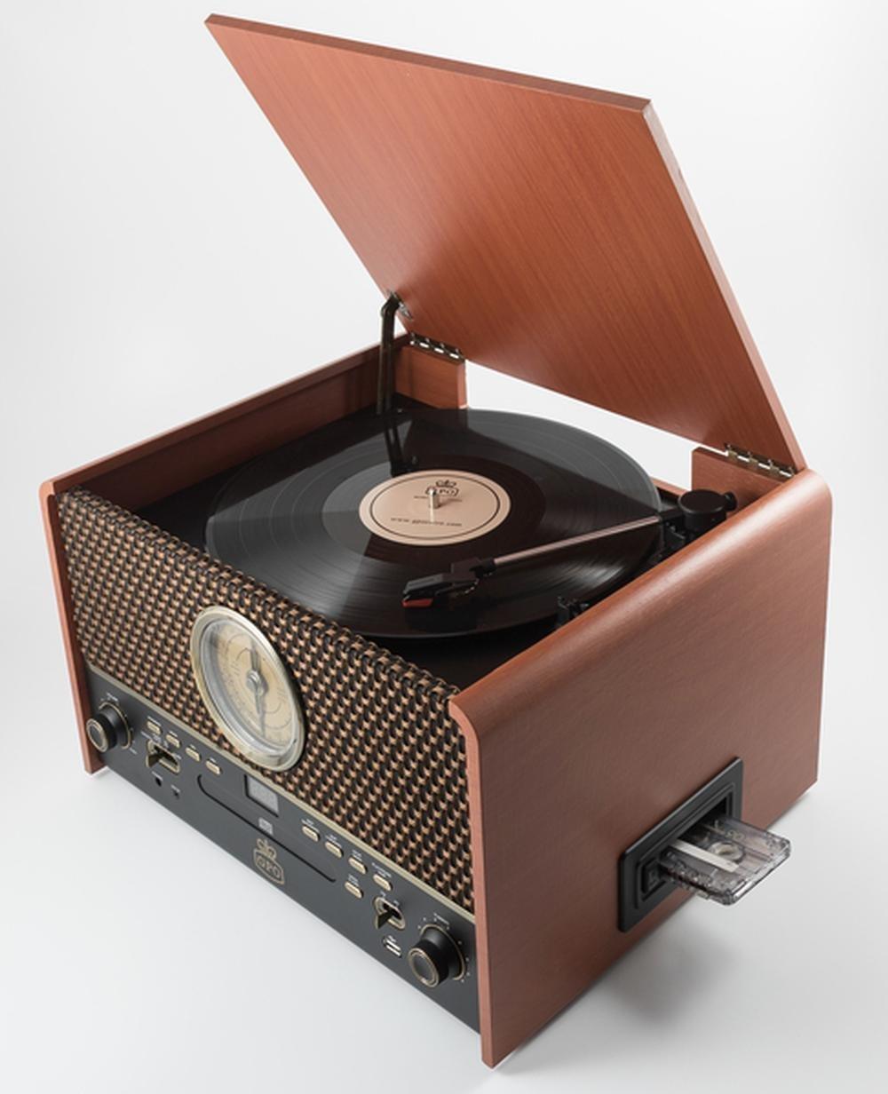 

Проигрыватель винила GPO Retro Chesterton RoseWood
