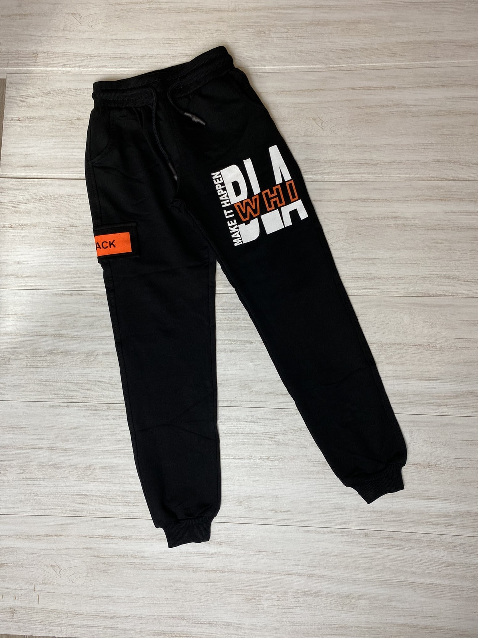 

Спортивные штаны для мальчика 110 см черные