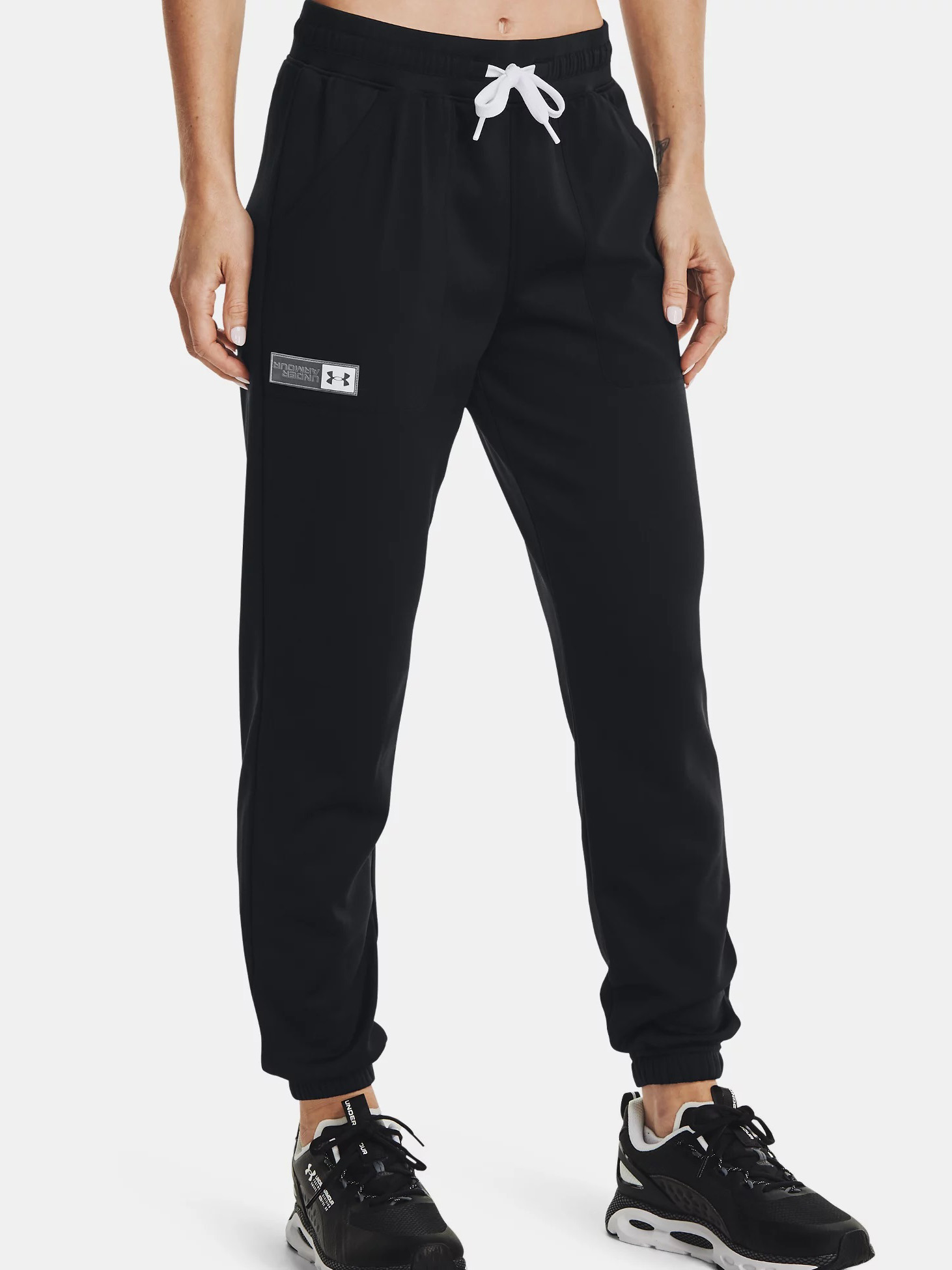 

Спортивные штаны Under Armour Armour Mixed Media Pant 1365877-001  Черные, Спортивные штаны Under Armour Armour Mixed Media Pant 1365877-001 XS Черные