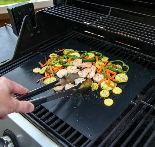 

BBQ grill sheet гриль мат портативний антипригарним покриттям 33 Х 40 см для овочів, м'яса, морепродуктів