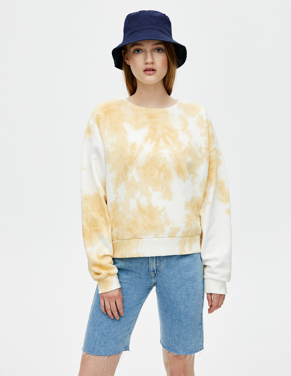 

Свитшот PULL & BEAR Ж1076191 (5590/378/311) цвет желтый, Свитшот PULL & BEAR Ж1076191 (5590/378/311) цвет желтый L