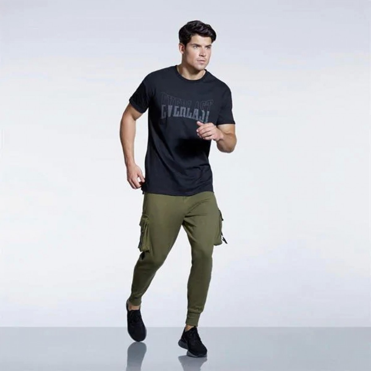 

Футболка Everlast Fade Black,  (46, Футболка Everlast Fade Black, M (46)