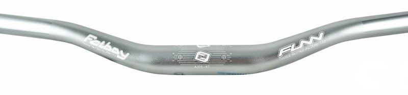 

Велосипедный руль Funn Fatboy Ø31.8 810mm 7 rise Blast Polish Silver