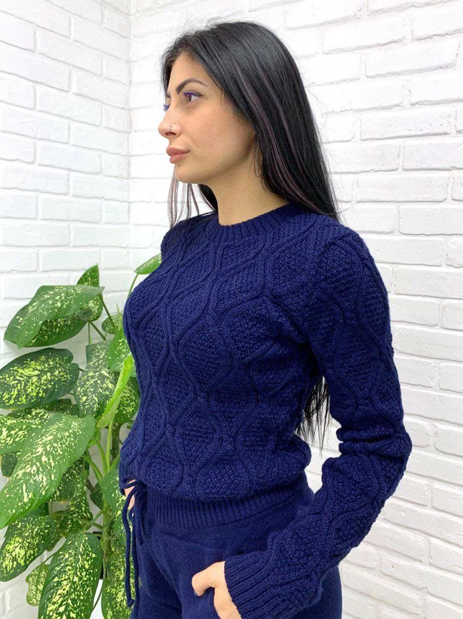 

Fashions • Свитер женскии Anna Fashions - темно-синий (555-аш, Fashions • Свитер женскии Anna Fashions 42-48 темно-синий (555-аш)