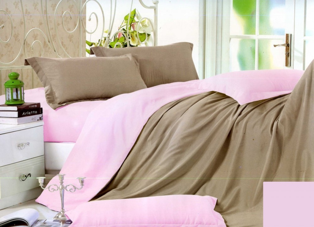 

Комплект постельного белья Сатин Делюкс ШОКОЛАД+ЛИЛОВЫЙ полуторный 145х215 см, наволочки 50*70