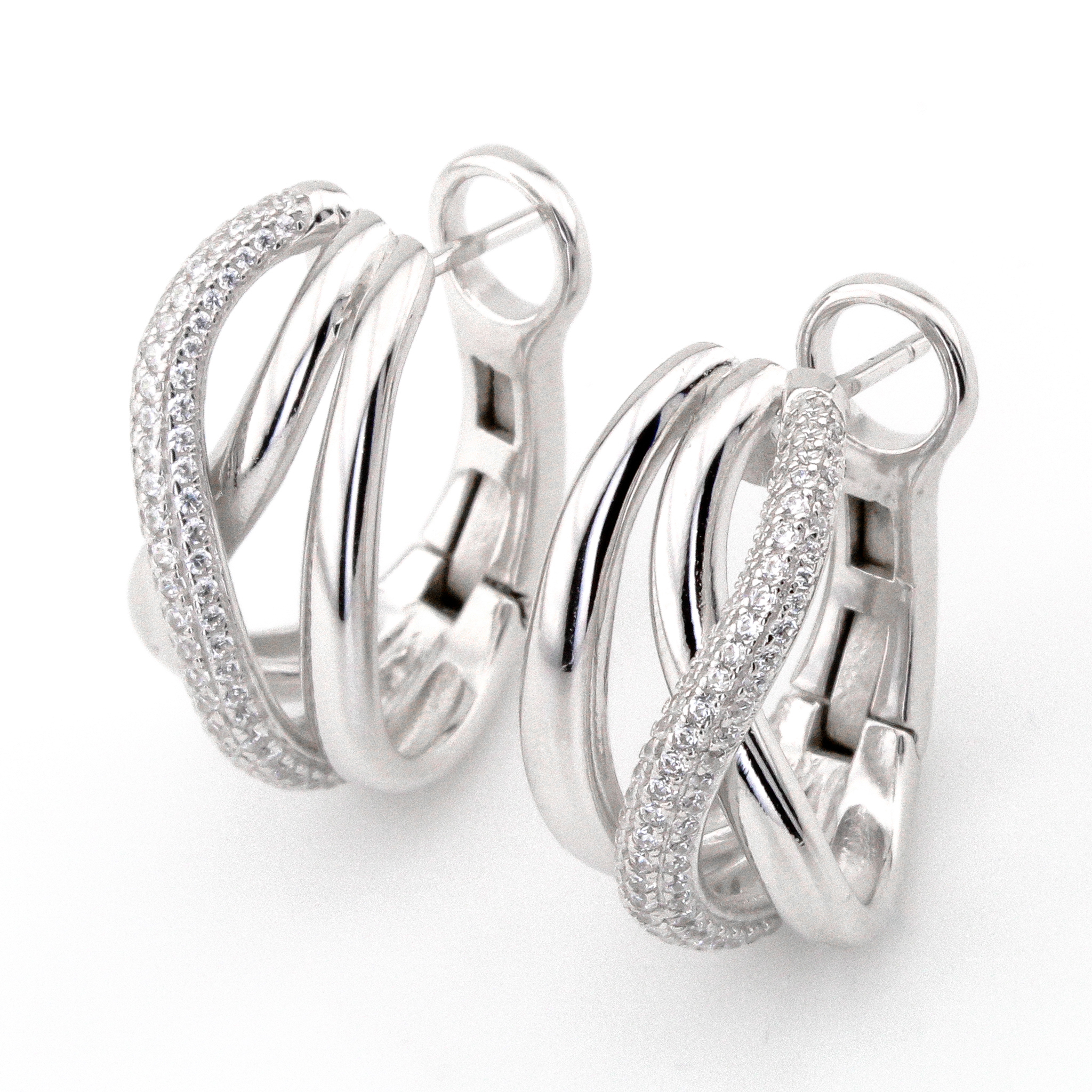 

Серебряные серьги с фианитами C121142 Диамант