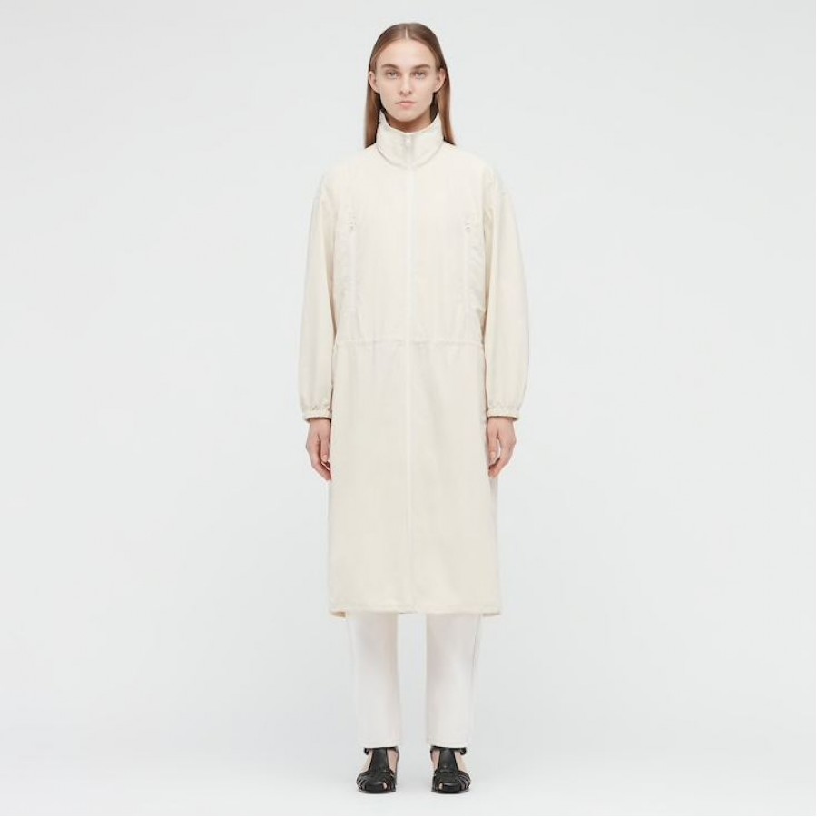 

Плащ Uniqlo с капюшоном М светлый