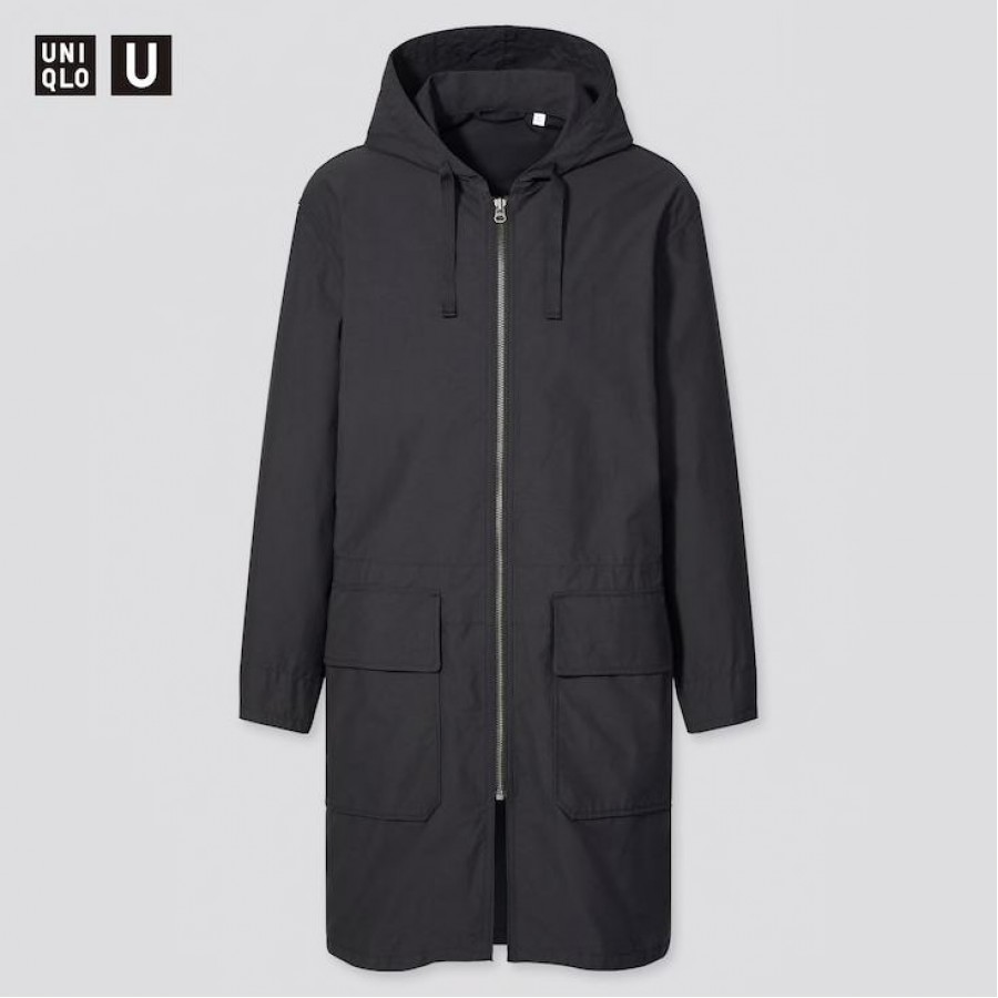 

Плащ Uniqlo с капюшоном М черный