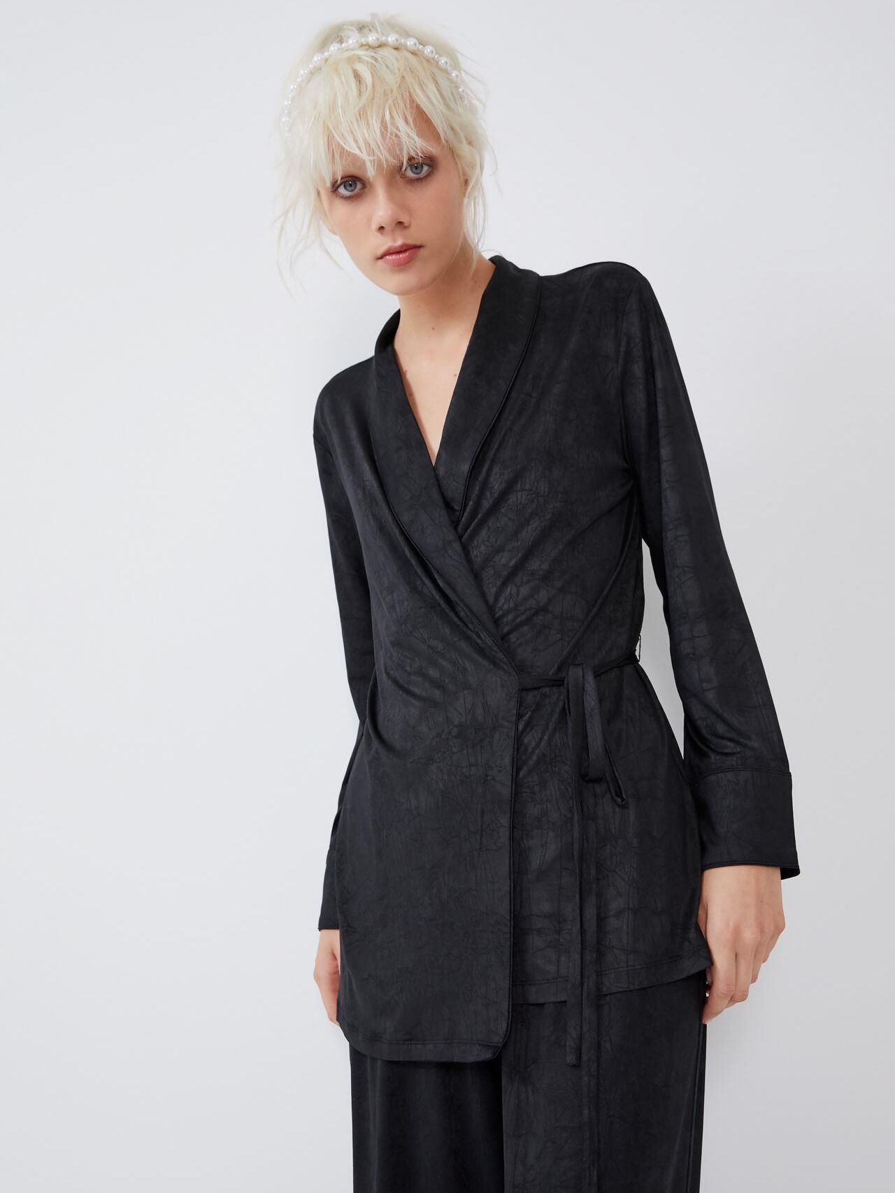 

Жакет Zara XAZ229690QVAC  Черный, Жакет Zara XAZ229690QVAC L Черный