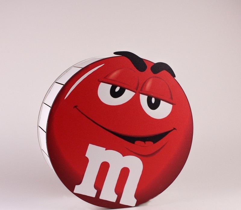 

Деревянная коробка оригинальной формы для подарка "M&M`s" красная. So cute 003014