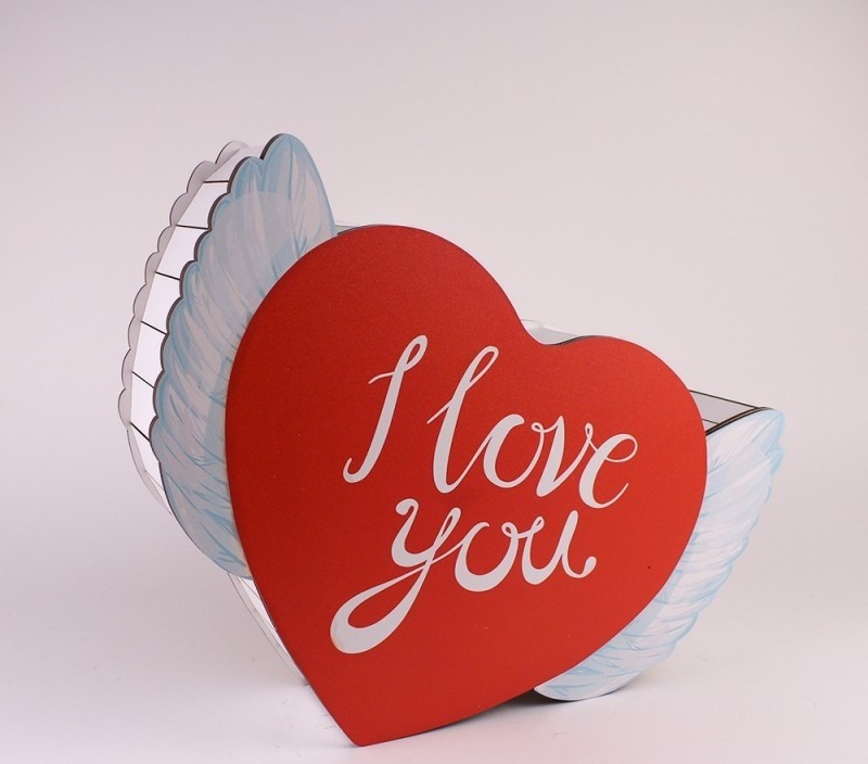 

Деревянная коробка для подарка в форме сердца с крыльями "I love you". So cute 003195