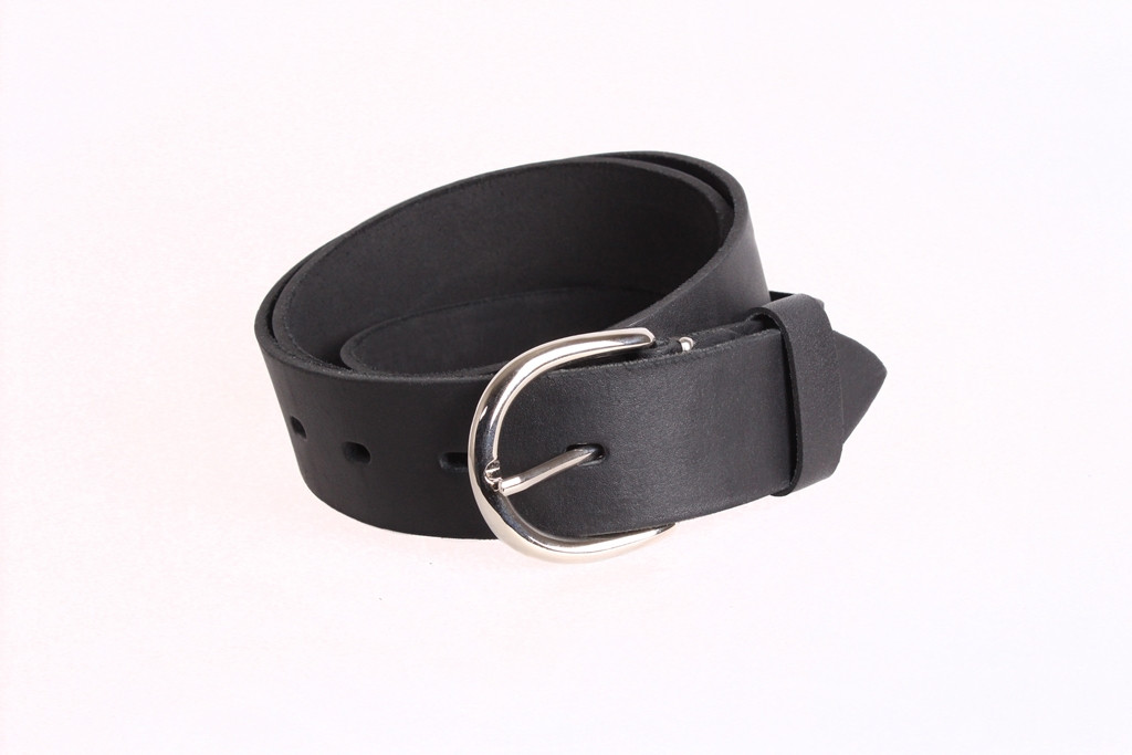 

Элегантный женский пояс под джинсы D-Belts S0268 черный (130 см х 4 см)
