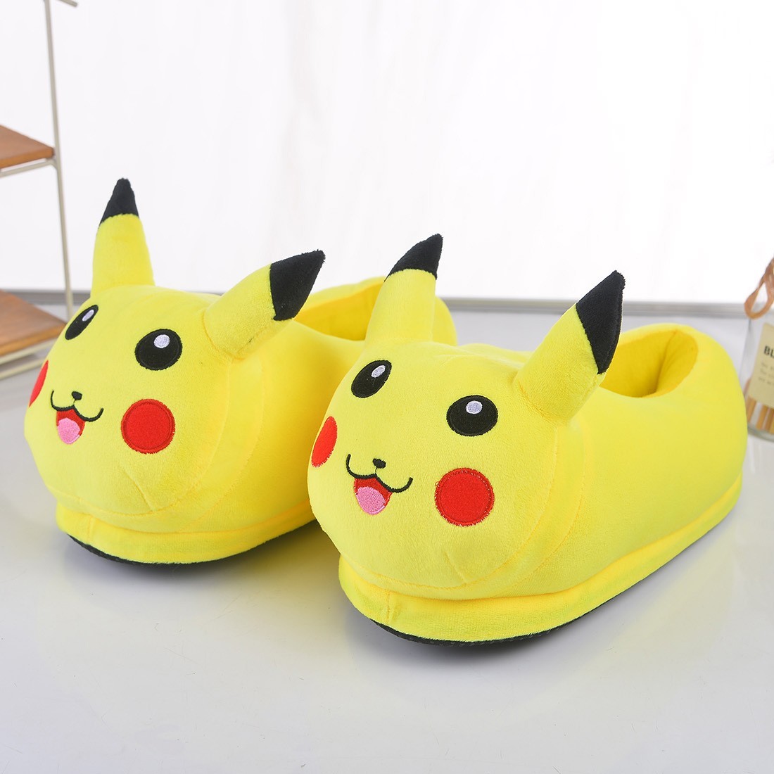 

Тапочки кигуруми Kigurumi Пикачу Покемон Желтые Плюшевые 35-40 (3054)