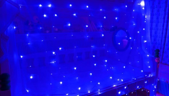 

Гірлянда штора Крапля роси 3х1,5м на мідному дроті 300LED - Новорічна світлодіодна від мережі 220В (1054-2), Синя