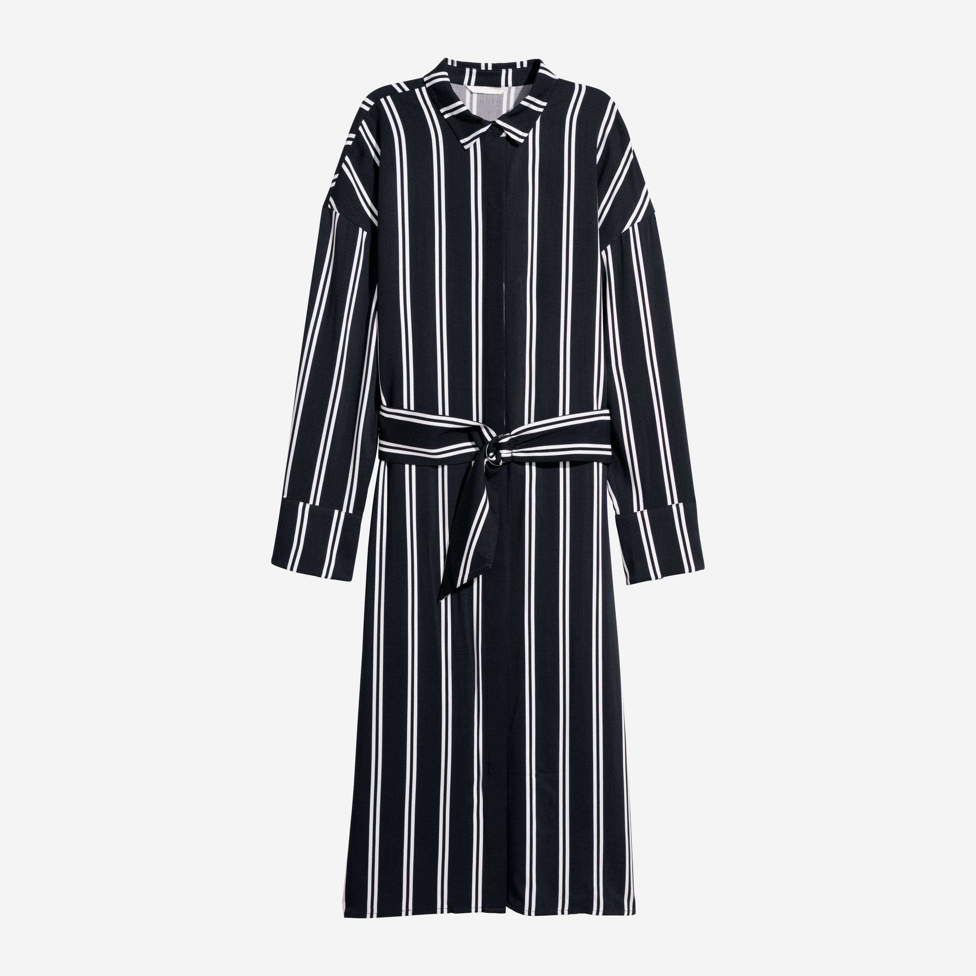 

Платье H&M XAZ110870FLHV  Темно-синее с белым, Платье H&M XAZ110870FLHV 46 Темно-синее с белым