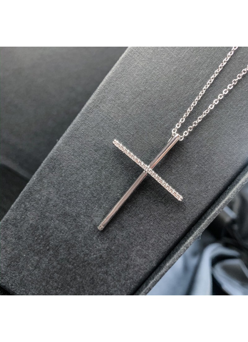

Подвеска Plain cross MB средний размер, стандарт П022