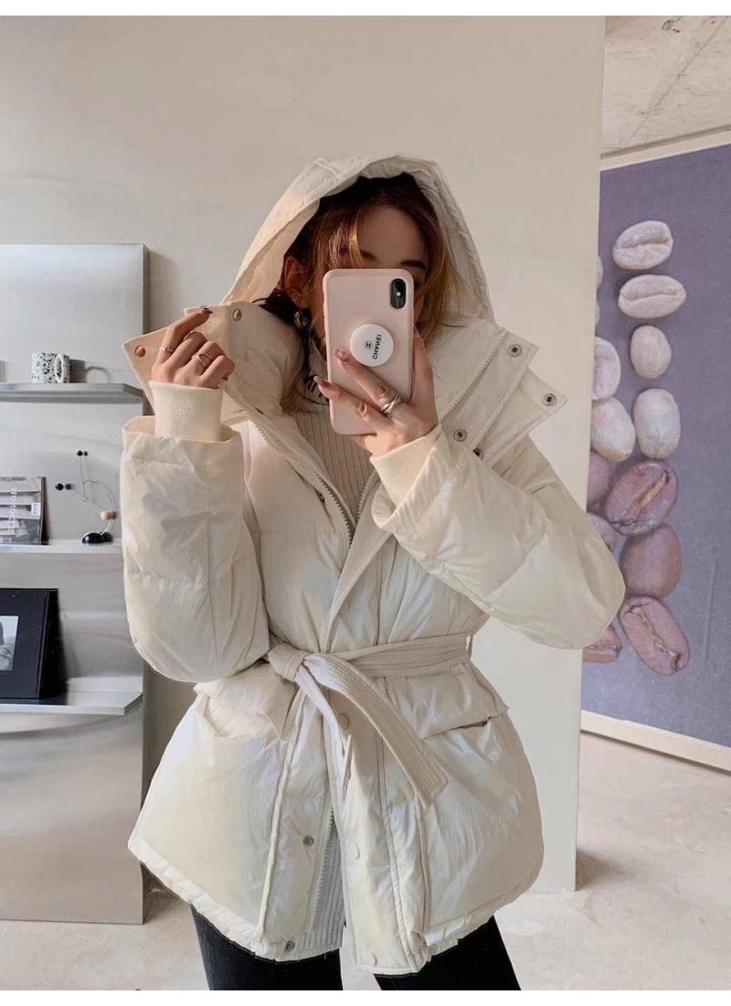 

Пуховик под пояс из металлизированной плащовки на гусином пуху Modern Boutique молочный, S ПУХ8803