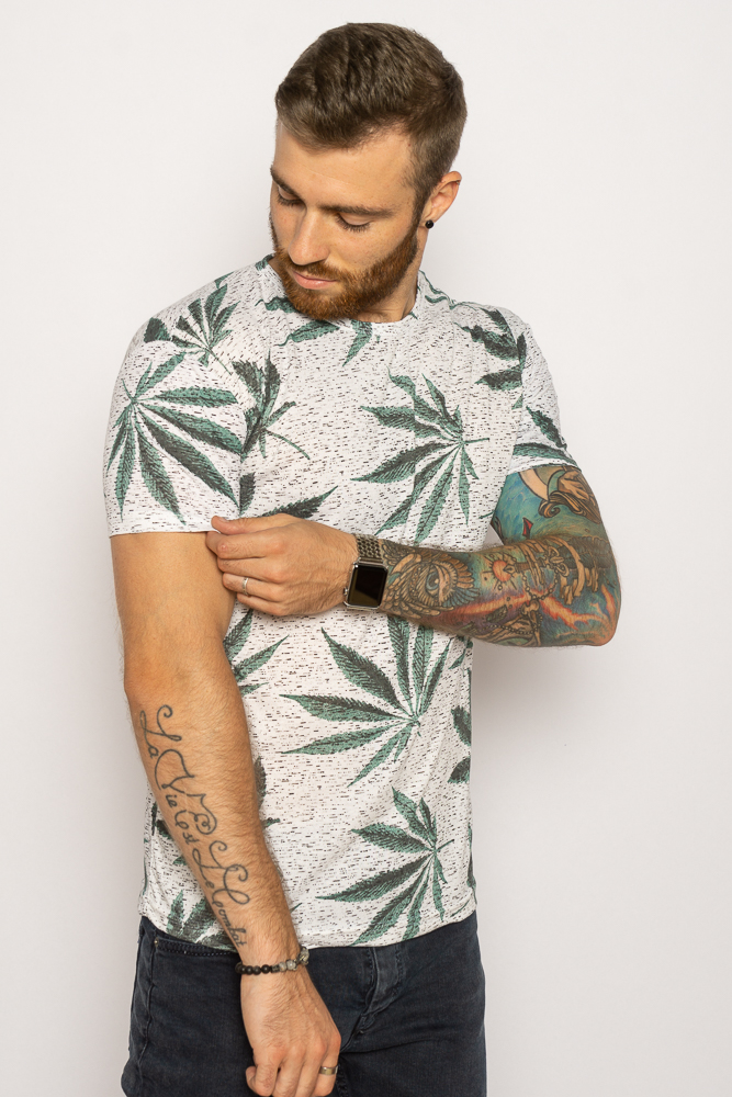 

Футболка с листьями конопли 627F016 (Молочный/Хаки) ToS XXL Размер цвет Молочный/Хаки