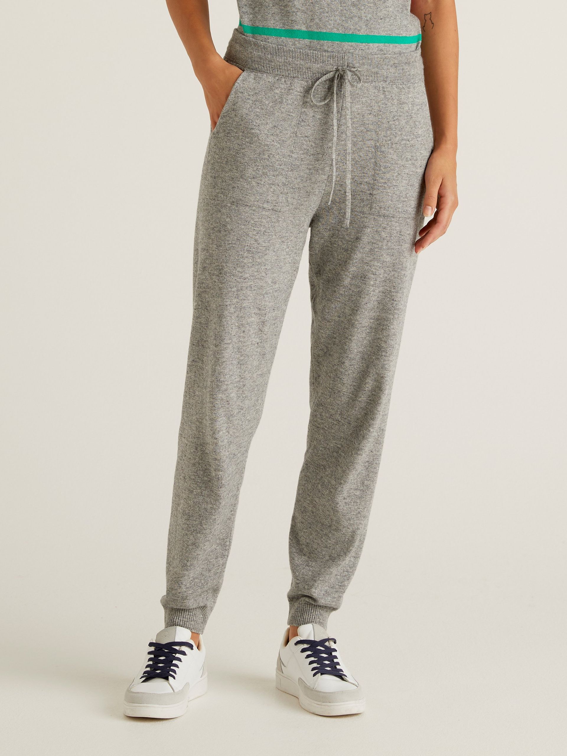 

Спортивные штаны United Colors of Benetton 1035P0107-82P, Спортивные штаны United Colors of Benetton 1035P0107-82P M