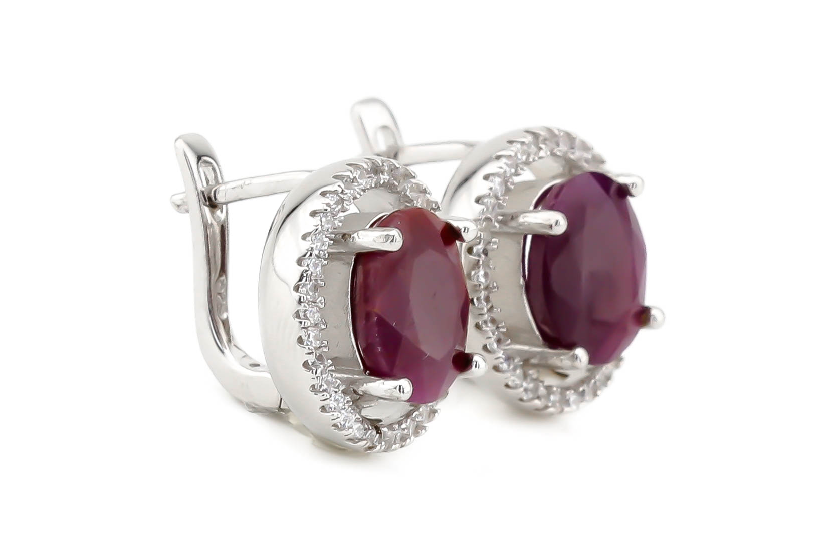 

Серебряные серьги 9761 Диамант