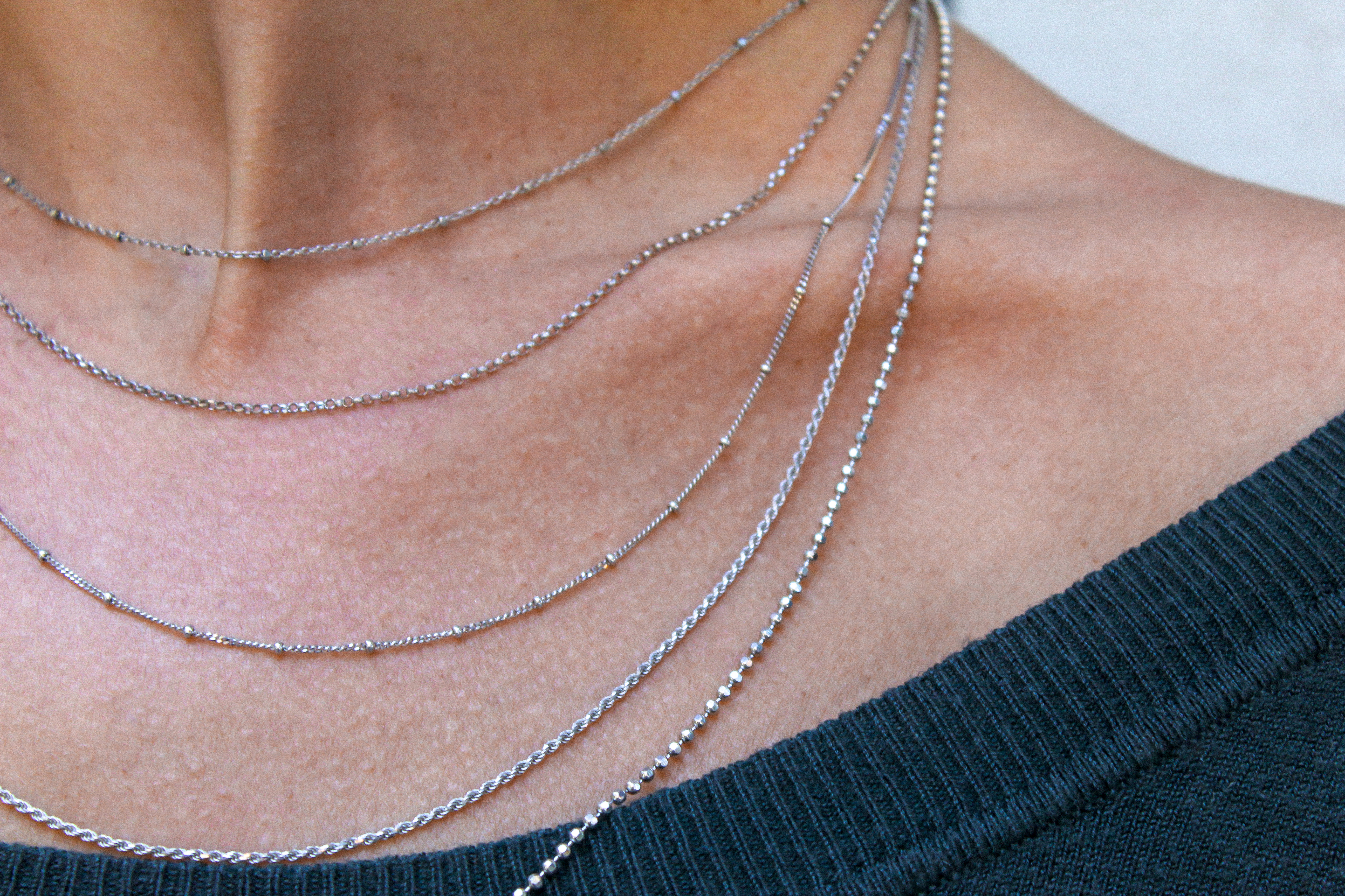 

Серебряное колье KO14158 Диамант
