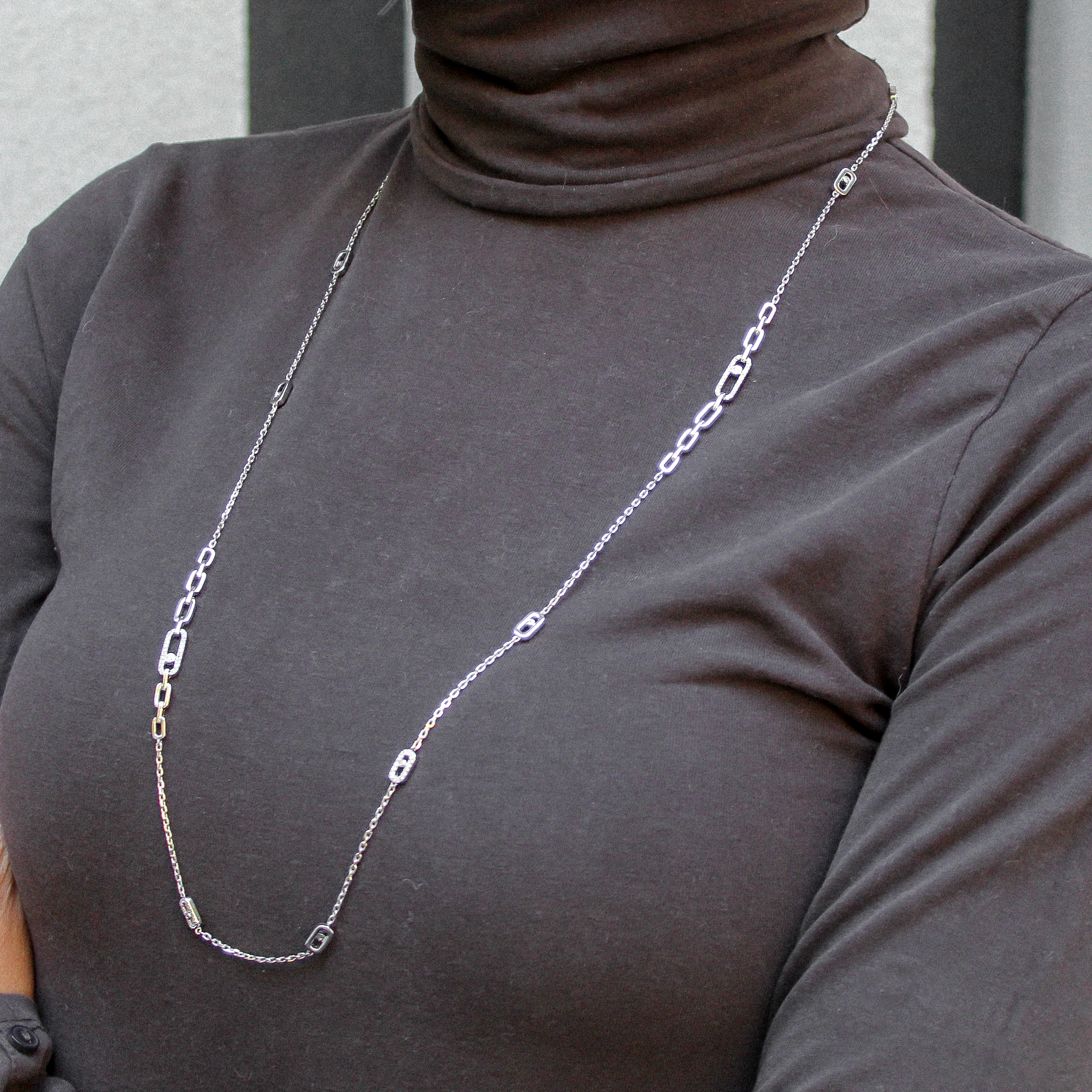 

Серебряное колье с фианитами KO14155-4 Диамант
