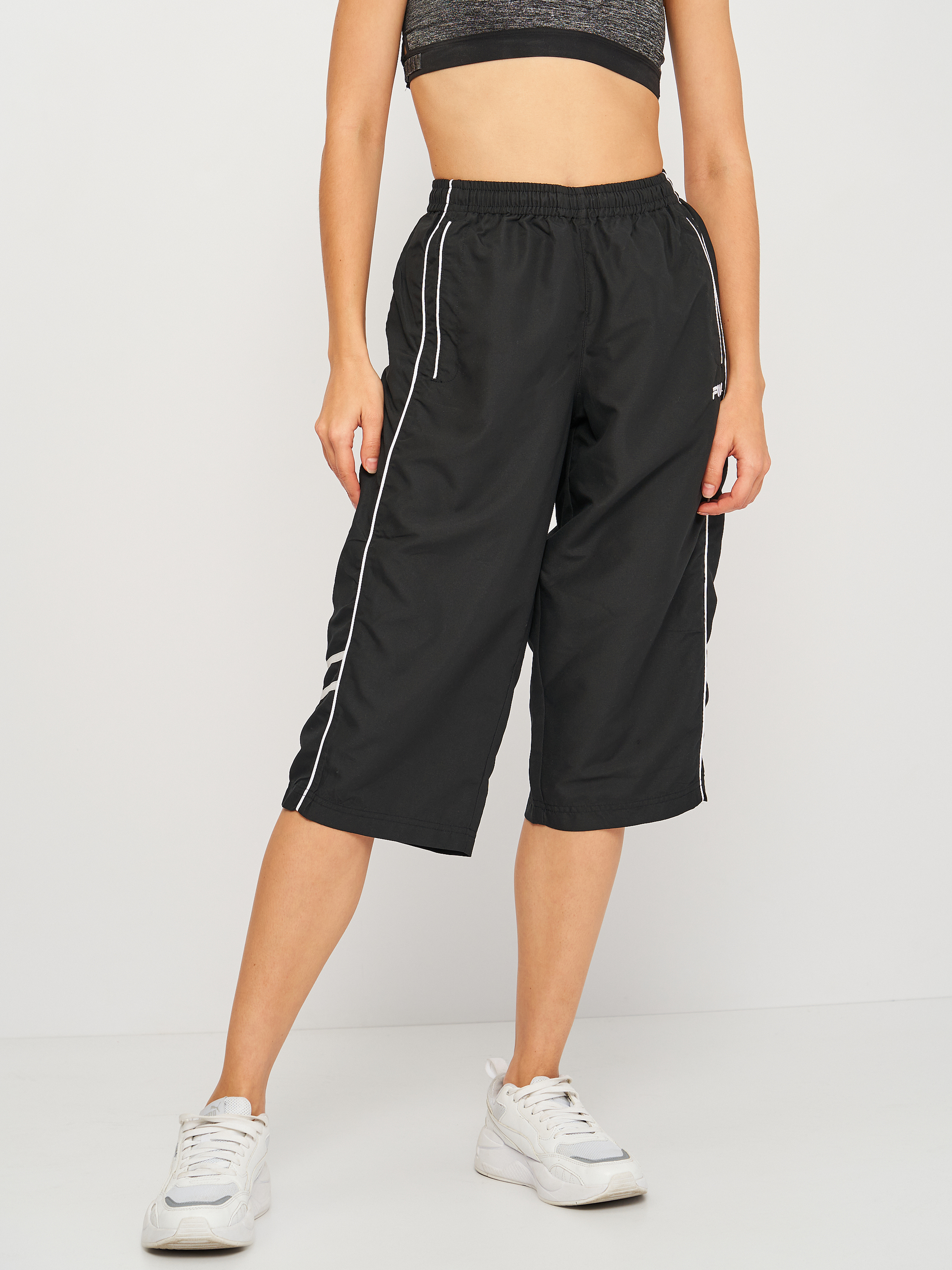 

Спортивные капри Fila U93703  Черные (100000000094_100000000185_100000000188_100000000198_100000000208_100000000218_100000000221, Спортивные капри Fila U93703 S Черные (100000000094_100000000185_100000000188_100000000198_100000000208_100000000218_10000000
