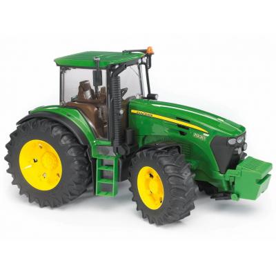 

Спецтехника Bruder трактор John Deere 7930 (03050)