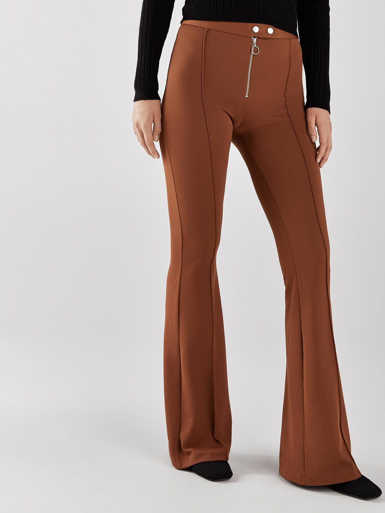 

Брюки Bershka XAZ147718UDUR S Коричневые