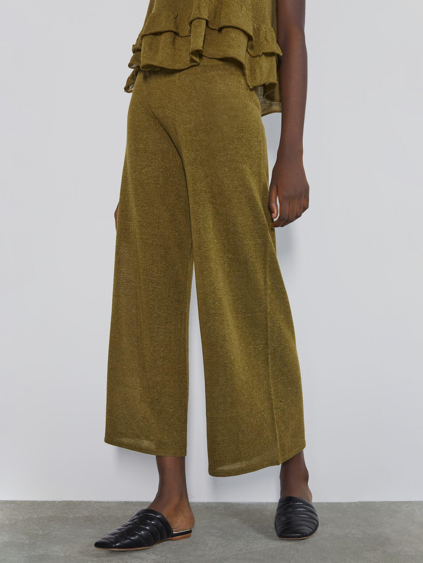 

Брюки Zara XAZ239527ZSVN  Оливковые, Брюки Zara XAZ239527ZSVN S Оливковые