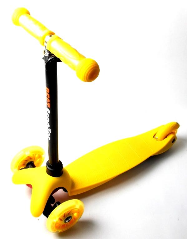 

Самокат Scooter Micro Mini Желтый Светящиеся колеса (SD 1444407692)