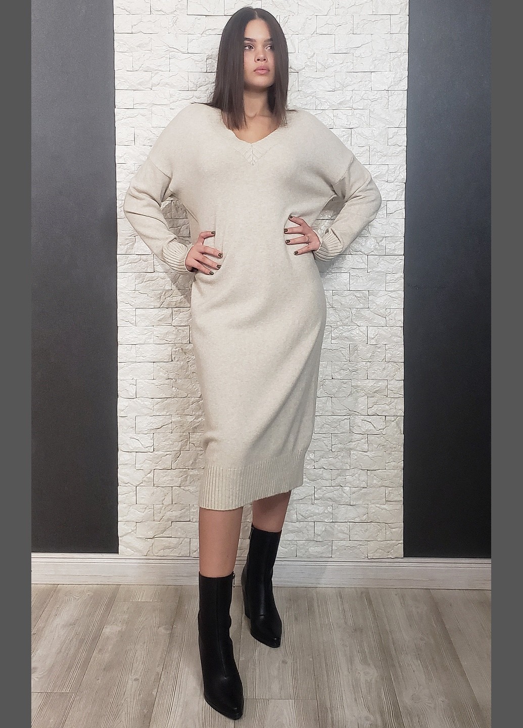 

Платье Di classe бежевый  29-129, Платье Di classe бежевый One size 29-129